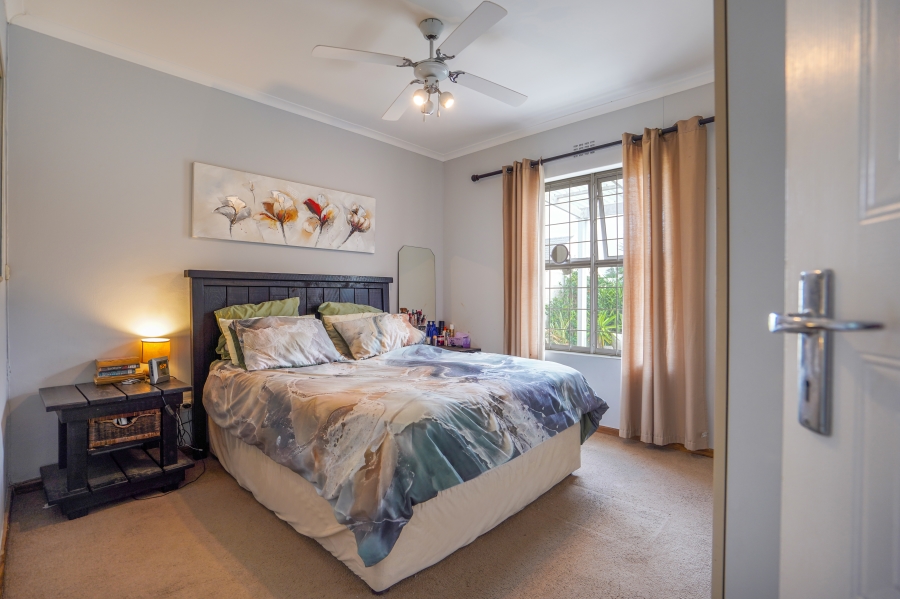 To Let 2 Bedroom Property for Rent in Sunningdale Western Cape